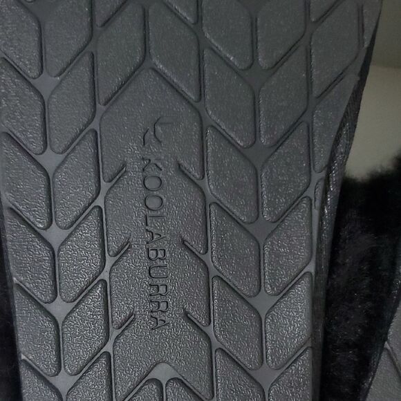 Koolaburra bu UGG Women's Milo Slipper Black Size 6 NWOT - Picture 8 of 8